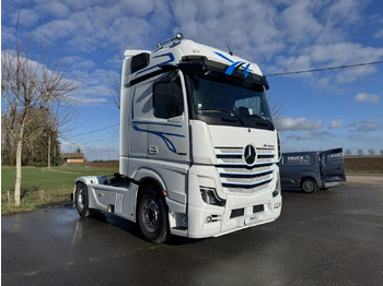 Cap tractor MERCEDES-BENZ Actros