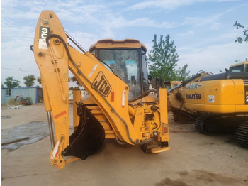 Buldoexcavator JCB 3CX