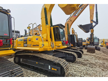 Excavator pe şenile KOMATSU PC220-8