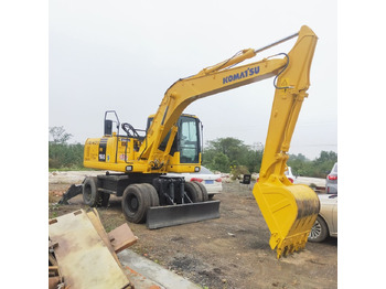 Excavator pe roţi KOMATSU PW160