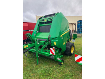 Presă baloţi rotunzi JOHN DEERE