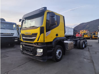 Camion platformă IVECO Stralis HI-WAY