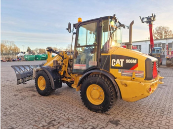 Încărcător frontal pe pneuri CAT 906M 35 km/h: Foto 4