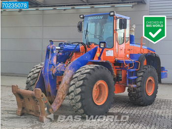 Încărcător frontal pe pneuri DOOSAN DL300