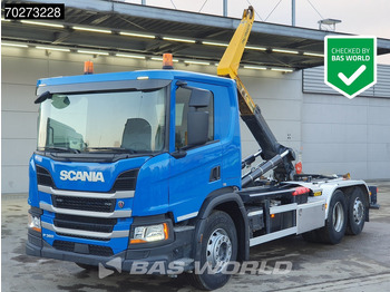 Camion cu cârlig SCANIA P 360