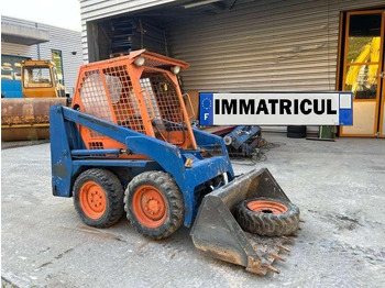 Mini încărcător BOBCAT