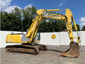 Excavator pe şenile NEW HOLLAND E215B