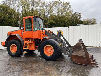 Încărcător frontal pe pneuri VOLVO L60E