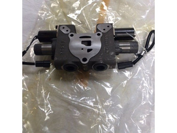 Supapa hidraulica pentru Stivuitor nou Valve assy,tilt for Caterpillar EP20K-35K/PAC: Foto 3