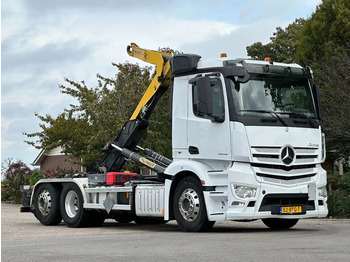 Camion cu cârlig MERCEDES-BENZ Antos 2545