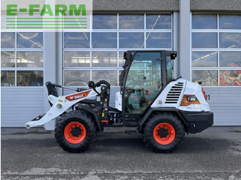 Încărcător frontal pe pneuri BOBCAT L85