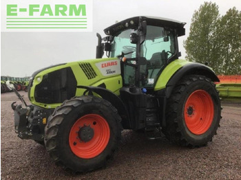 Tractor agricol CLAAS Axion 810