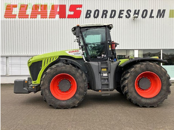 Tractor agricol CLAAS Xerion 5000