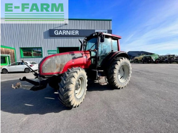 Tractor agricol VALTRA