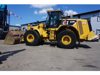 Încărcător frontal pe pneuri CATERPILLAR 972K