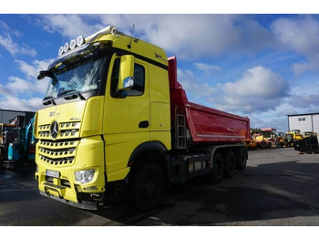 Camion basculantă MERCEDES-BENZ Arocs