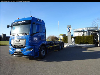 Camion cu cârlig MAN TGS