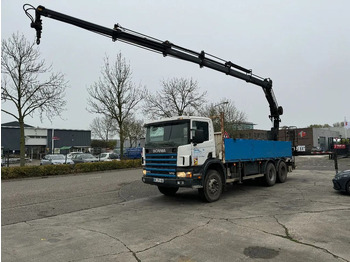 Camion platformă SCANIA P124