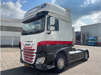 Cap tractor DAF XF 530