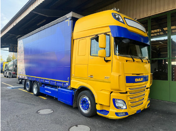 Camion cu prelată DAF XF 510