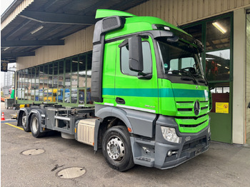 Camion transport containere/ Swap body MERCEDES-BENZ Actros 2543