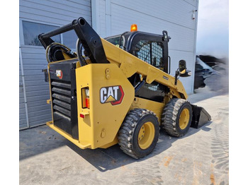 Mini încărcător CATERPILLAR 262D3: Foto 2