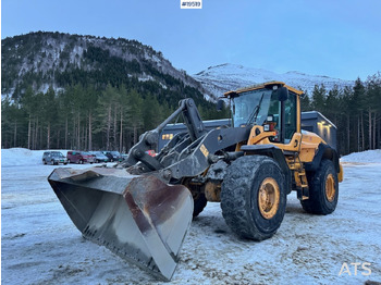 Încărcător frontal pe pneuri VOLVO L120G