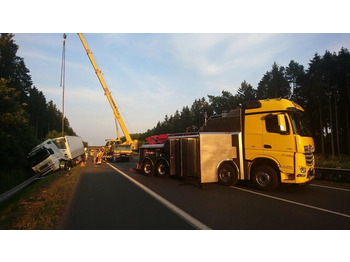 Maşină de tractare MERCEDES-BENZ Arocs