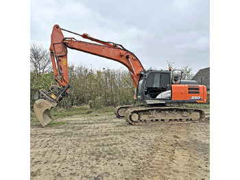 Excavator pe şenile HITACHI ZX250