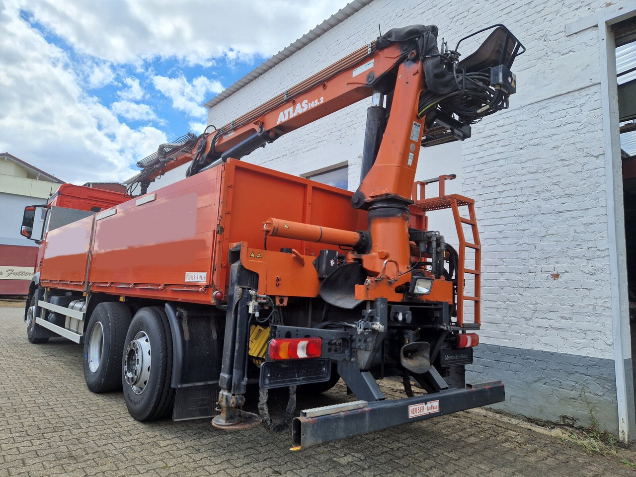 Camion cu macara, Camion platformă Mercedes-Benz Arocs 2545 L/6x2/4 Arocs 2545 L/6x2/4, Atlas Kran, 145.2-A19 VB, 9,4m-1.51 to, Lenkachse, entlastbar, Retarder, Klima,: Foto 8