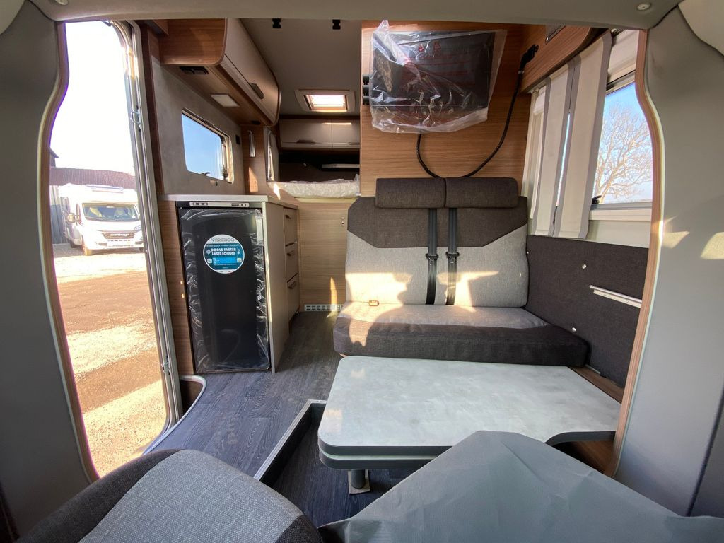 Autorulotă semi-integrată nou Knaus TOURER CUVISION 500 MQ,4 Personen,slide Bett: Foto 15