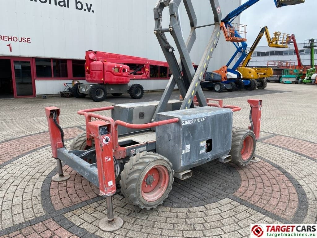 Platforma foarfeca SkyJack SJ6832 RTE Electric 4x4 Scissor Work Lift 1175cm: Foto 27