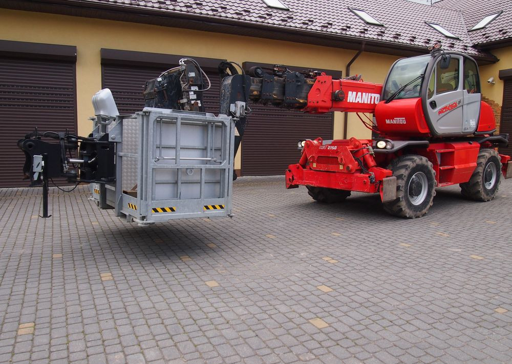 Stivuitor telescopic Ładowarka teleskopowa Manitou MRT 2150 Privilege   MANITOU ważne UDT: Foto 10