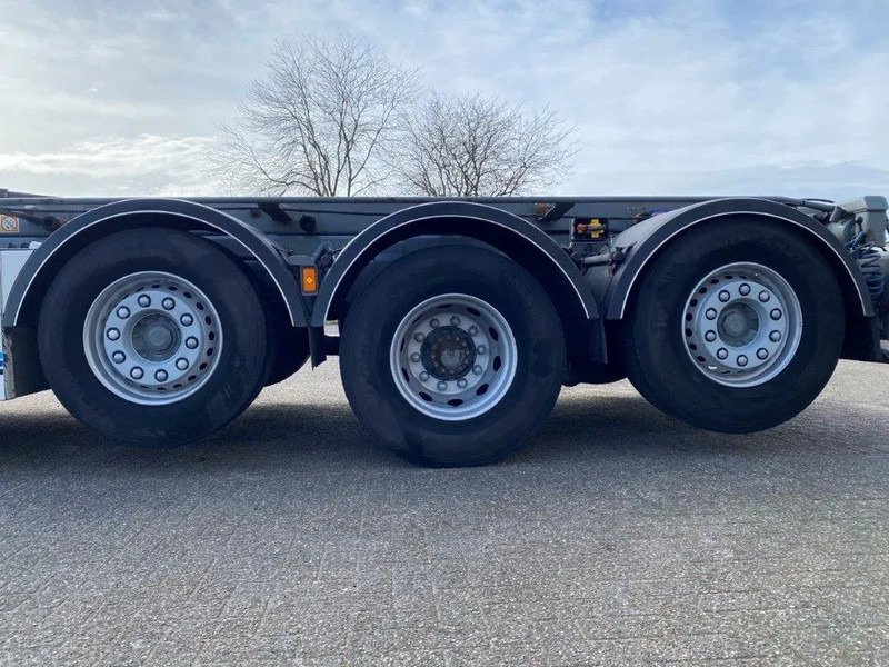 Leasing de Volvo FH4-500 / 8X2 / VEB+ / DYNAMIC STEERING / FULL-AIR / 2XLIFT+LENKACHSE / TOP CONDITION / ONLY:488030KM / AUTOMATIC / EURO-6 / 201 Volvo FH4-500 / 8X2 / VEB+ / DYNAMIC STEERING / FULL-AIR / 2XLIFT+LENKACHSE / TOP CONDITION / ONLY:488030KM / AUTOMATIC / EURO-6 / 201: Foto 18