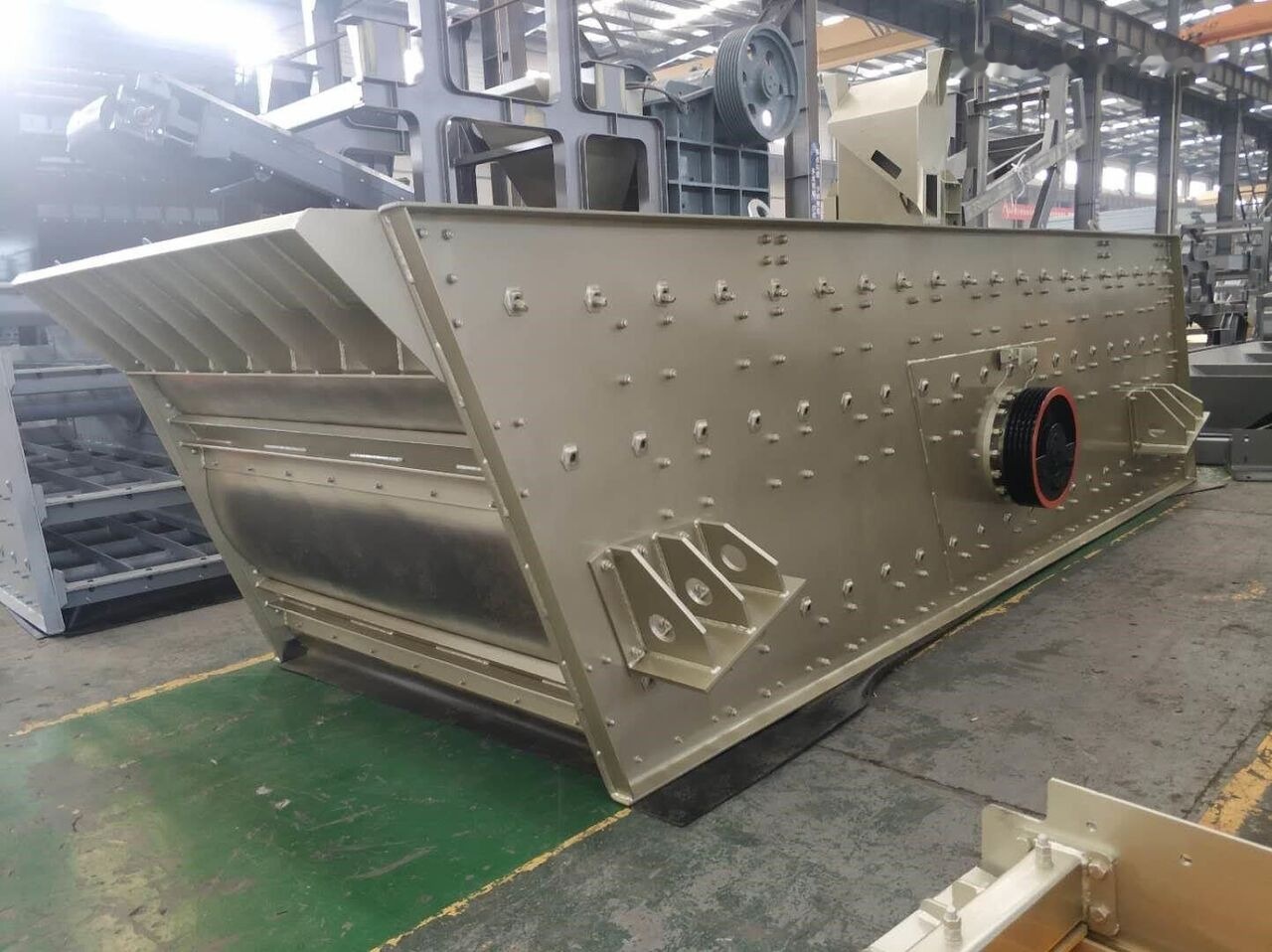 Leasing de Kinglink 3YK1860 Inclined Vibrating Screen 20'x60' Kinglink 3YK1860 Inclined Vibrating Screen 20'x60': Foto 6