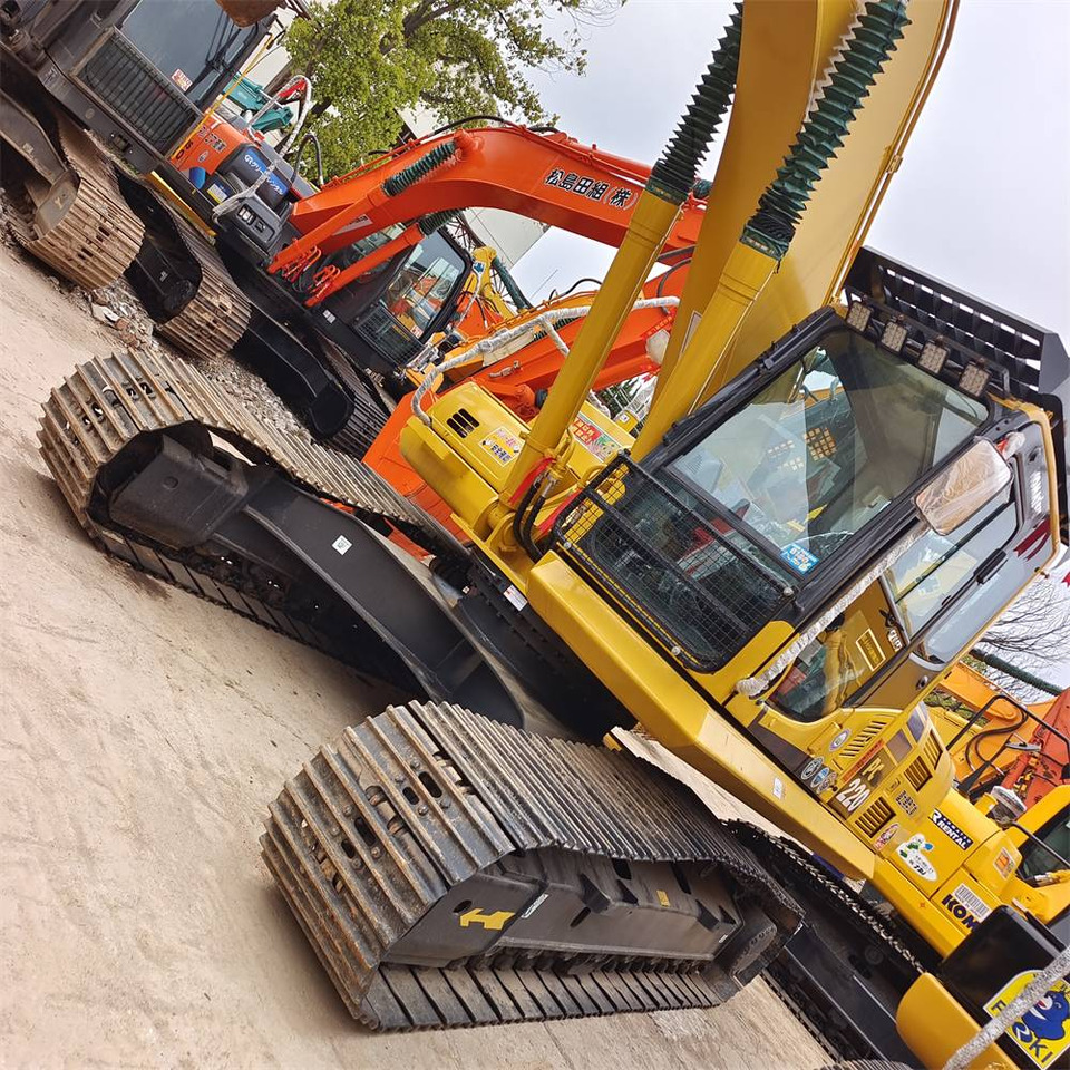 Excavator pe şenile Komatsu PC 220-8: Foto 7