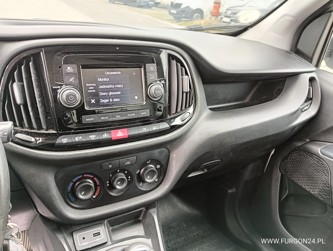 Autoutilitară frigorifica FIAT DOBLO KONTENER CHŁODNIA NR 811: Foto 10