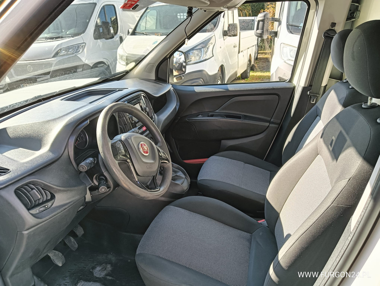 Autoutilitară frigorifica FIAT DOBLO KONTENER CHŁODNIA NR 811: Foto 9