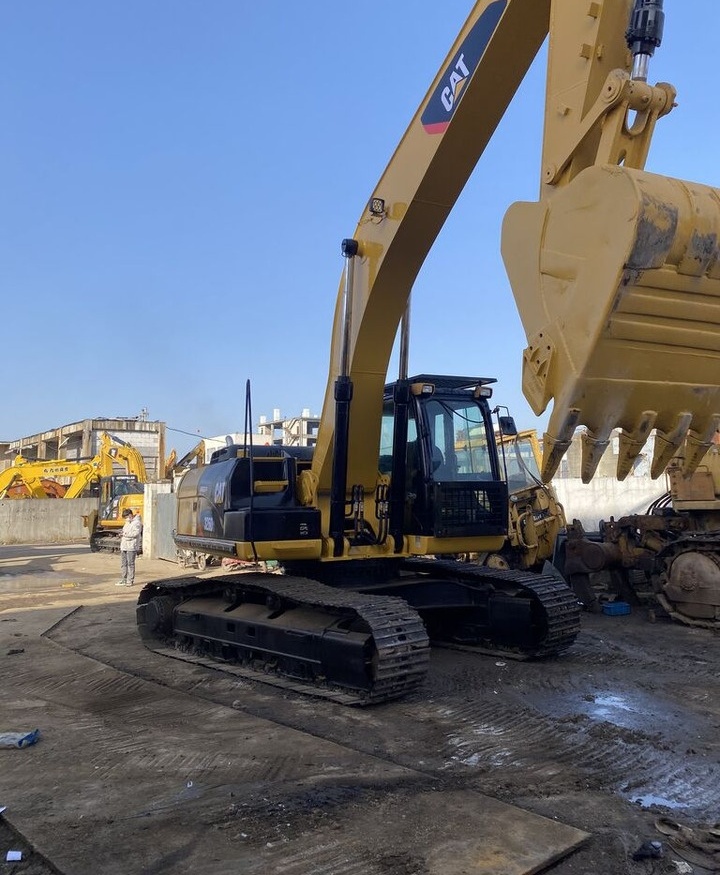 Excavator pe şenile Caterpillar 326D: Foto 10