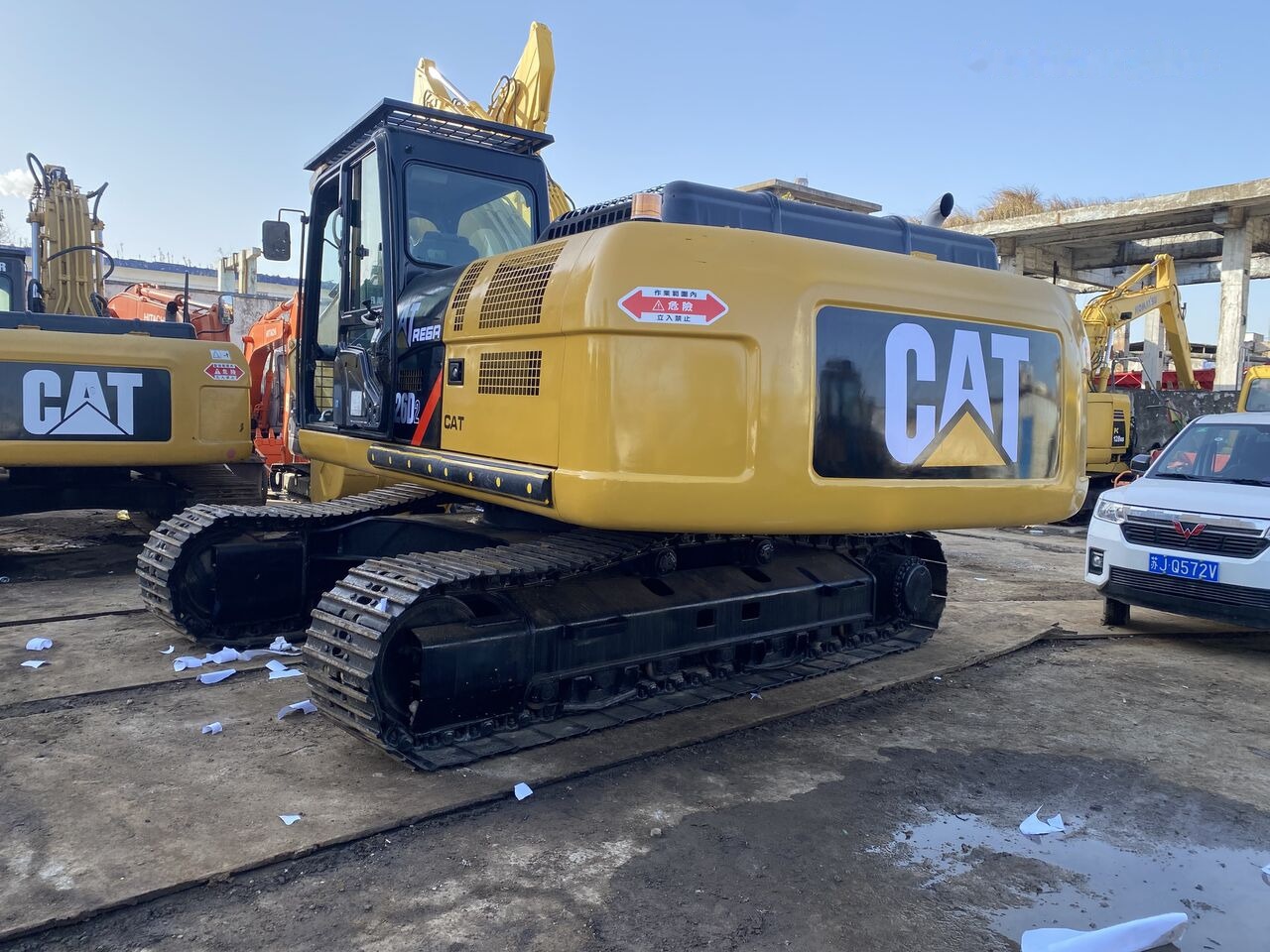 Excavator pe şenile Caterpillar 326D: Foto 16