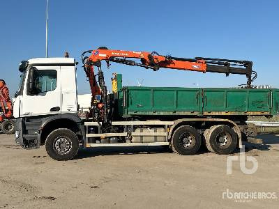 Camion platformă, Camion cu macara MERCEDES-BENZ AROCS 2843 6x4 COE w/ 2013 Atlas 172.E3 crane: Foto 8