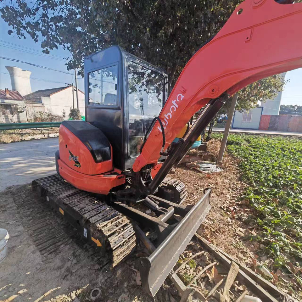 Mini excavator KUBOTA U35: Foto 22