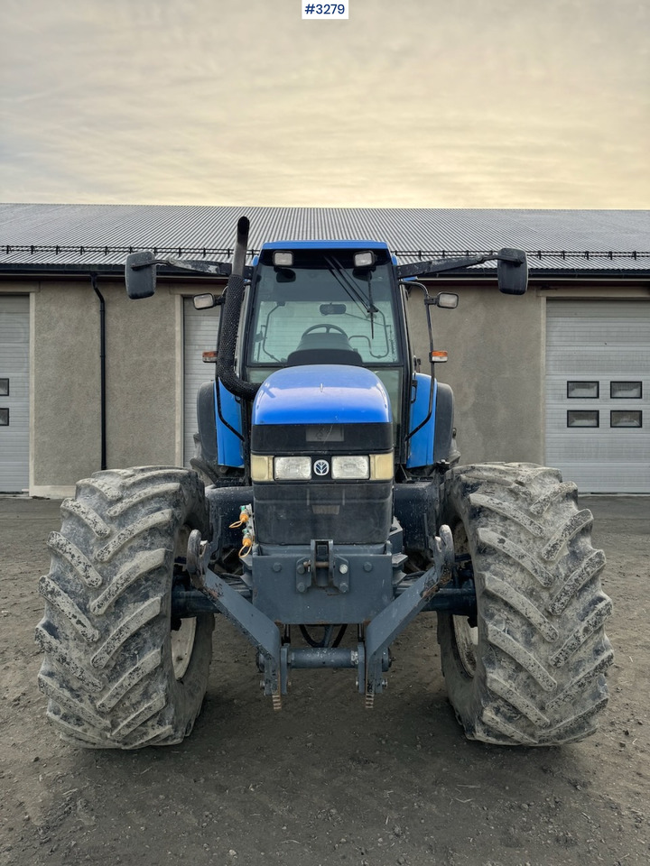 Tractor agricol 2001 New Holland TM135 w/front hydraulics: Foto 8