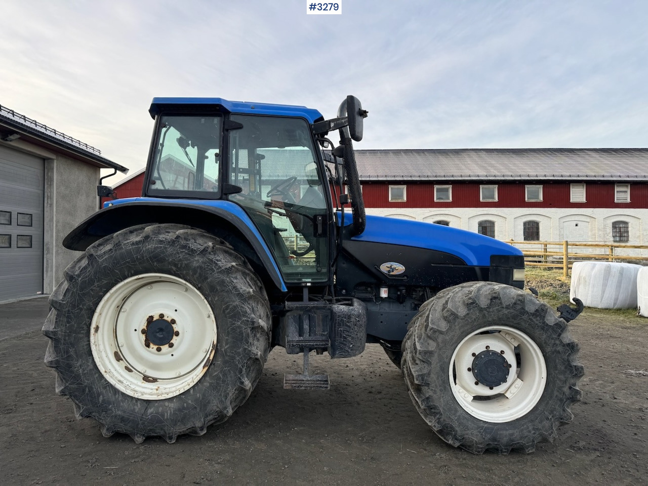 Tractor agricol 2001 New Holland TM135 w/front hydraulics: Foto 6