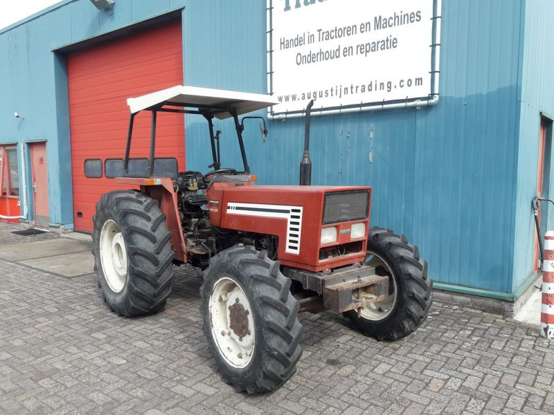 Tractor agricol Fiat 65-66 DT: Foto 6