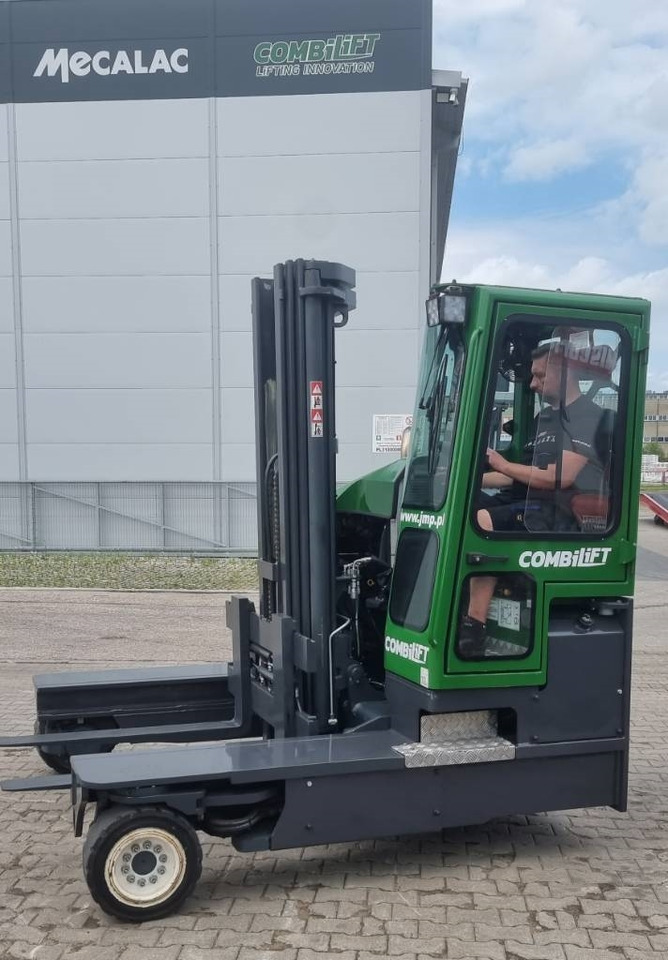 Stivuitor cu catarg retractabil, cu schimbare rapidă de direcţie Combilift C 4000 MK4 DIESEL: Foto 19