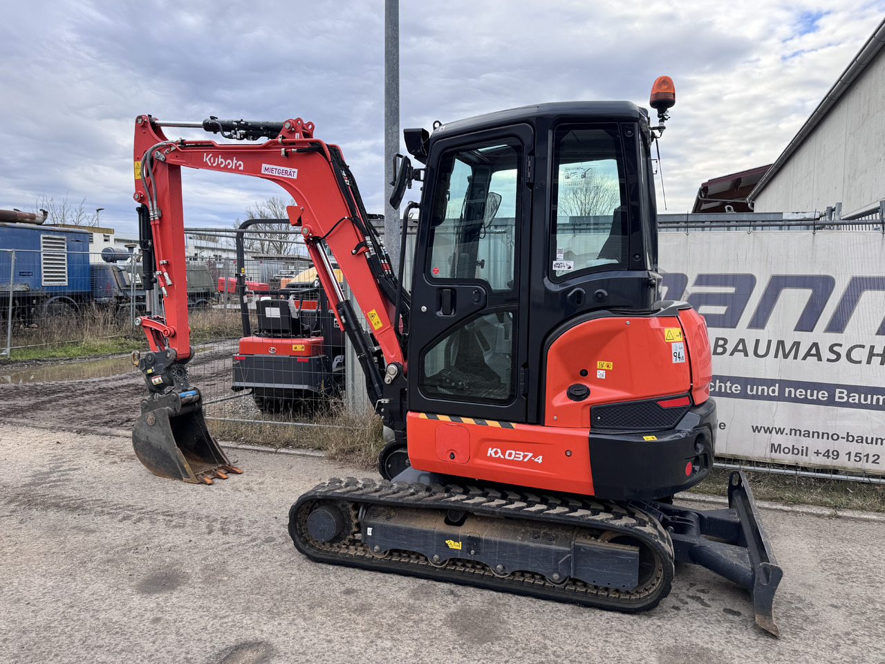 Mini excavator Kubota KX 037-4: Foto 6