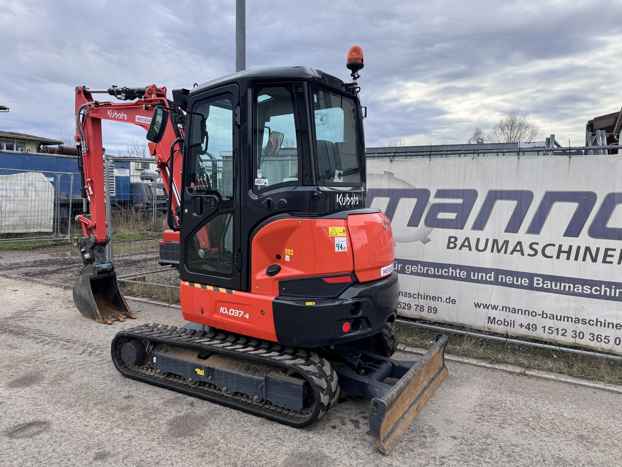 Mini excavator Kubota KX 037-4: Foto 7