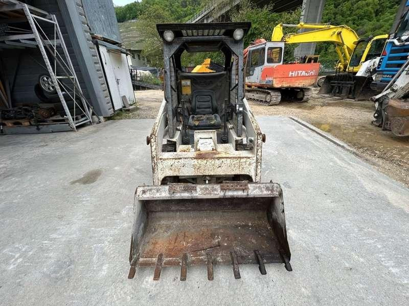 Mini încărcător Bobcat 543: Foto 12