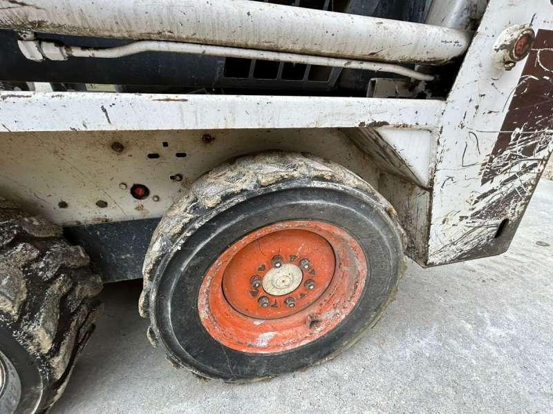 Mini încărcător Bobcat 543: Foto 20